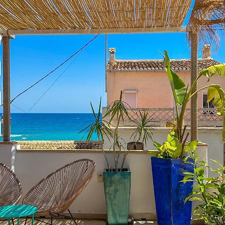 Moona Hostal Алтеа Екстериор снимка