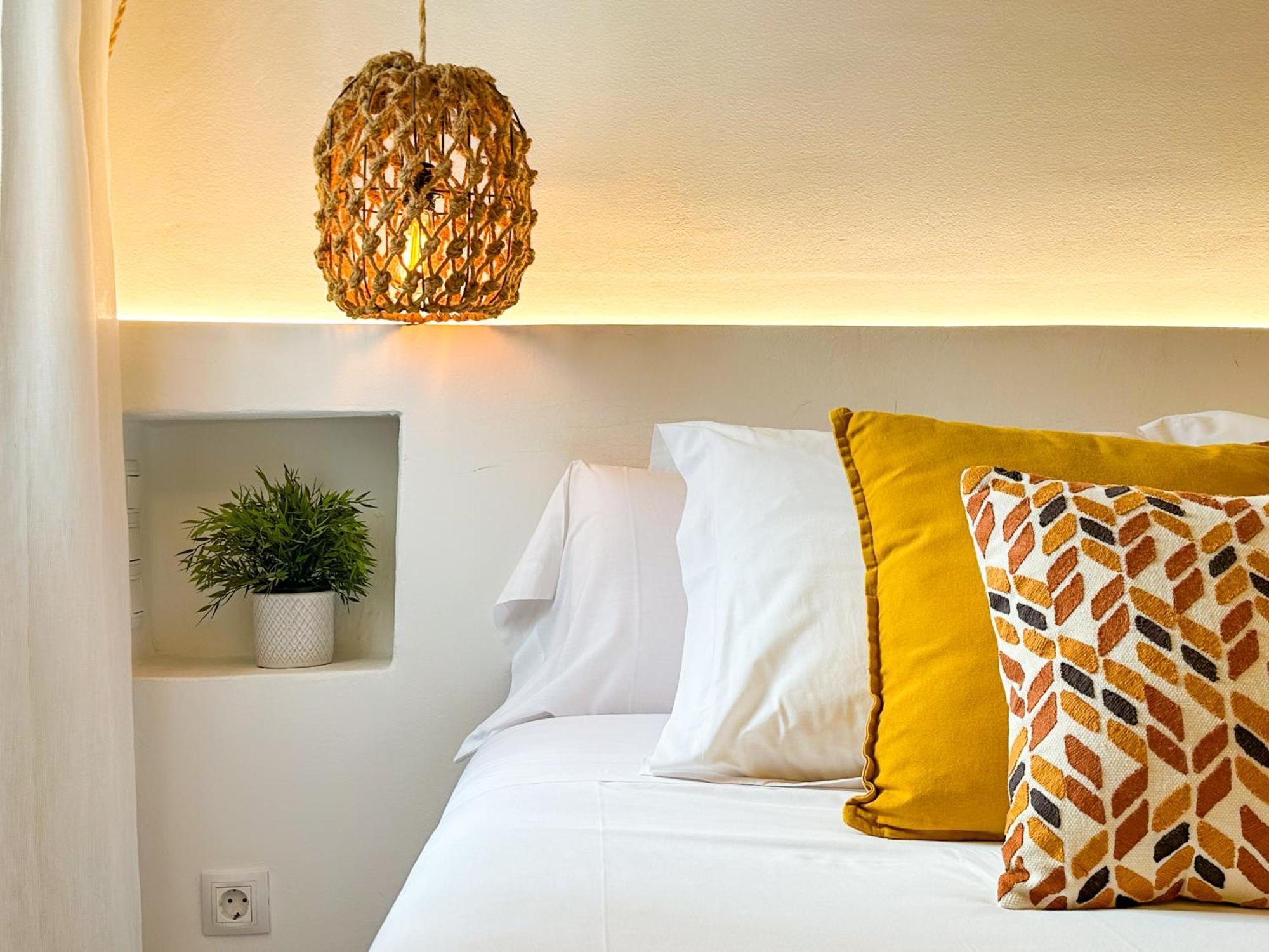 Moona Hostal Алтеа Екстериор снимка