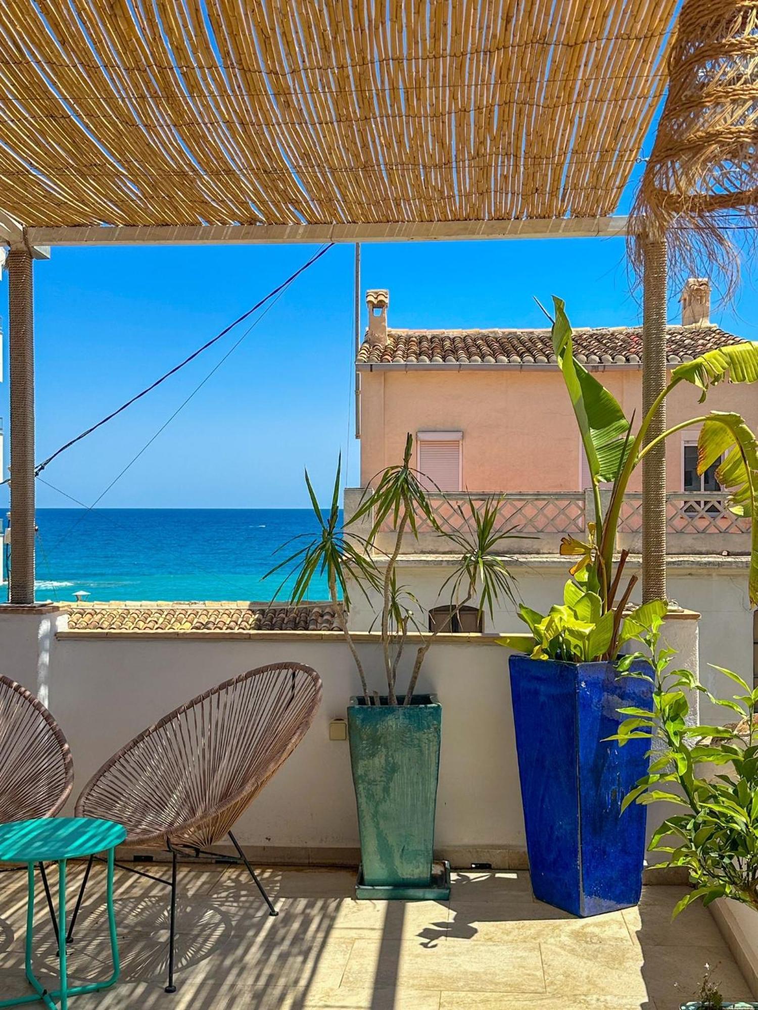 Moona Hostal Алтеа Екстериор снимка