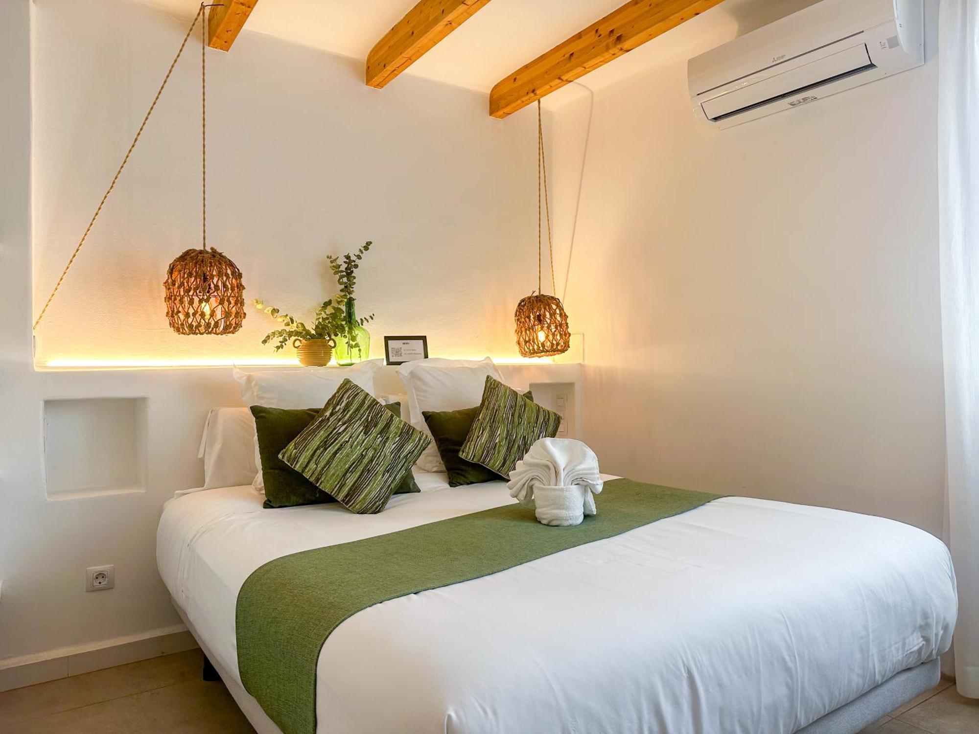 Moona Hostal Алтеа Екстериор снимка