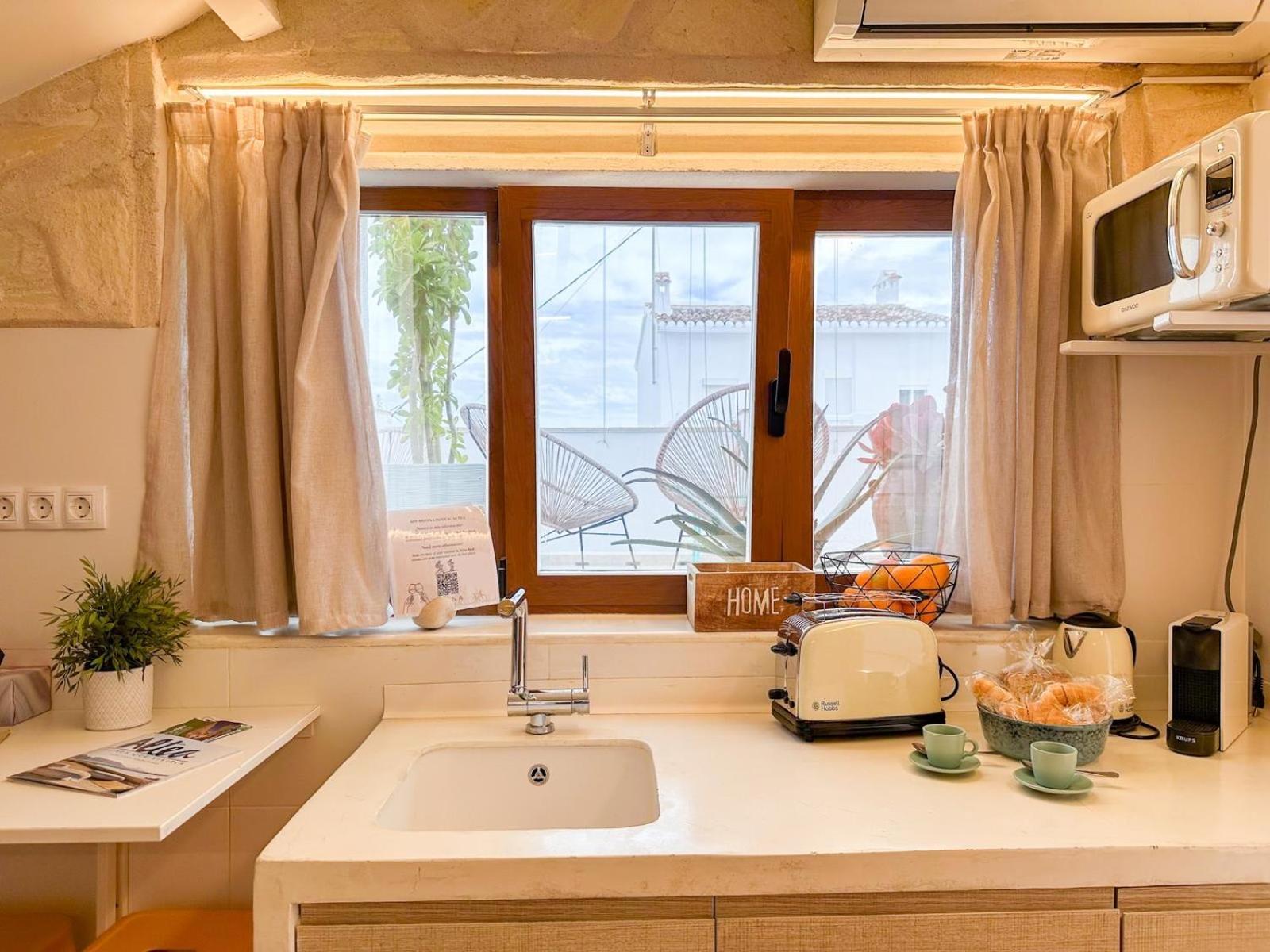 Moona Hostal Алтеа Екстериор снимка