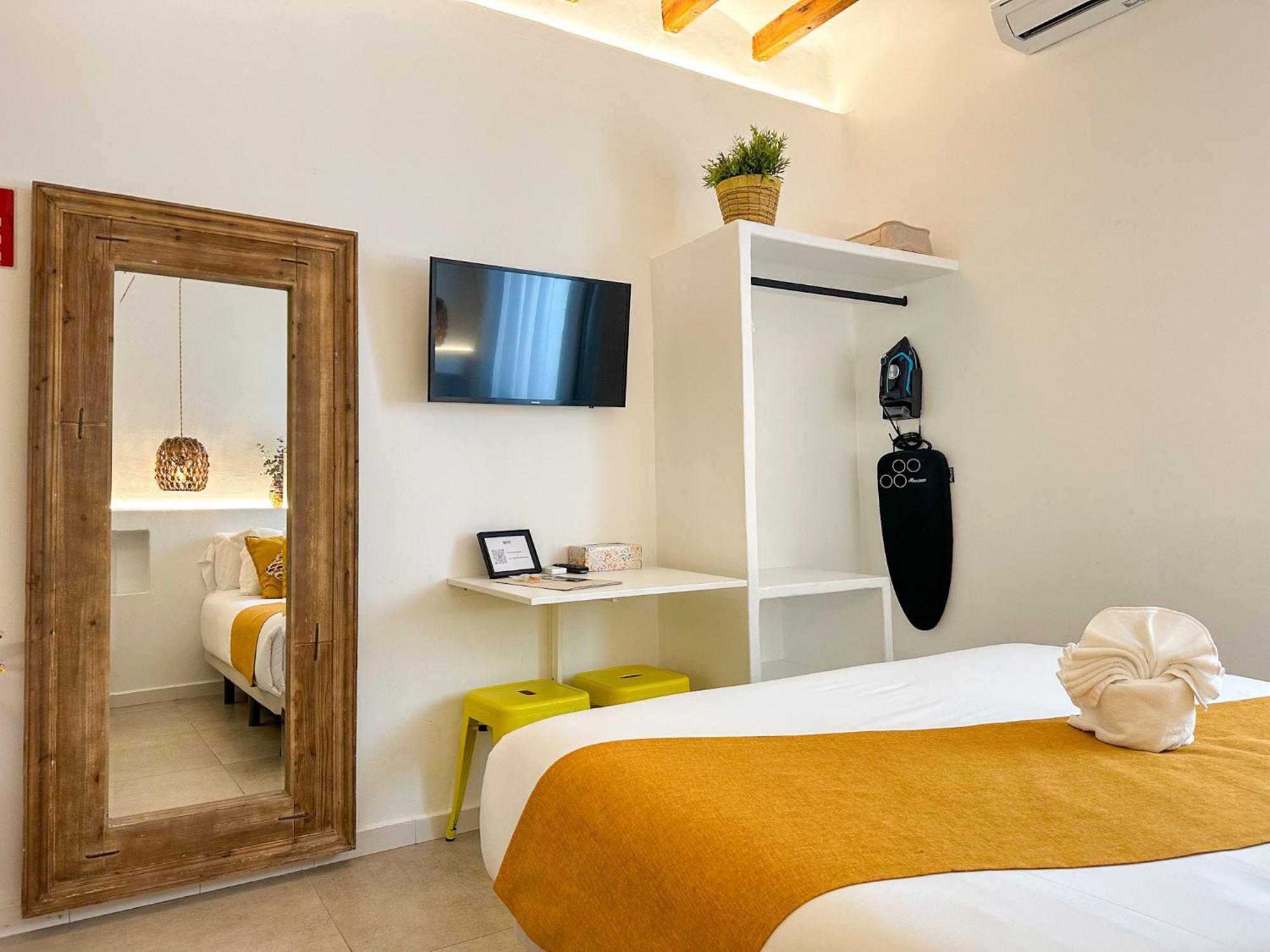 Moona Hostal Алтеа Екстериор снимка