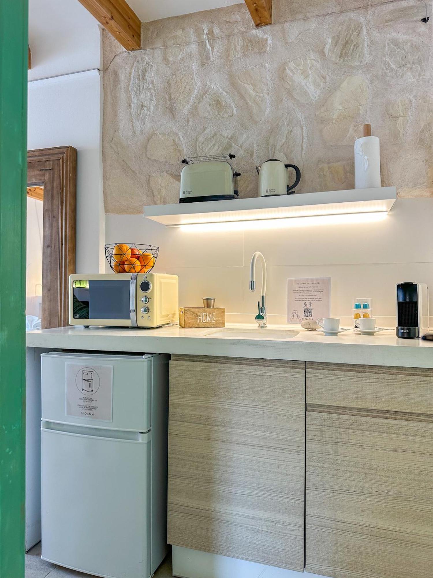 Moona Hostal Алтеа Екстериор снимка