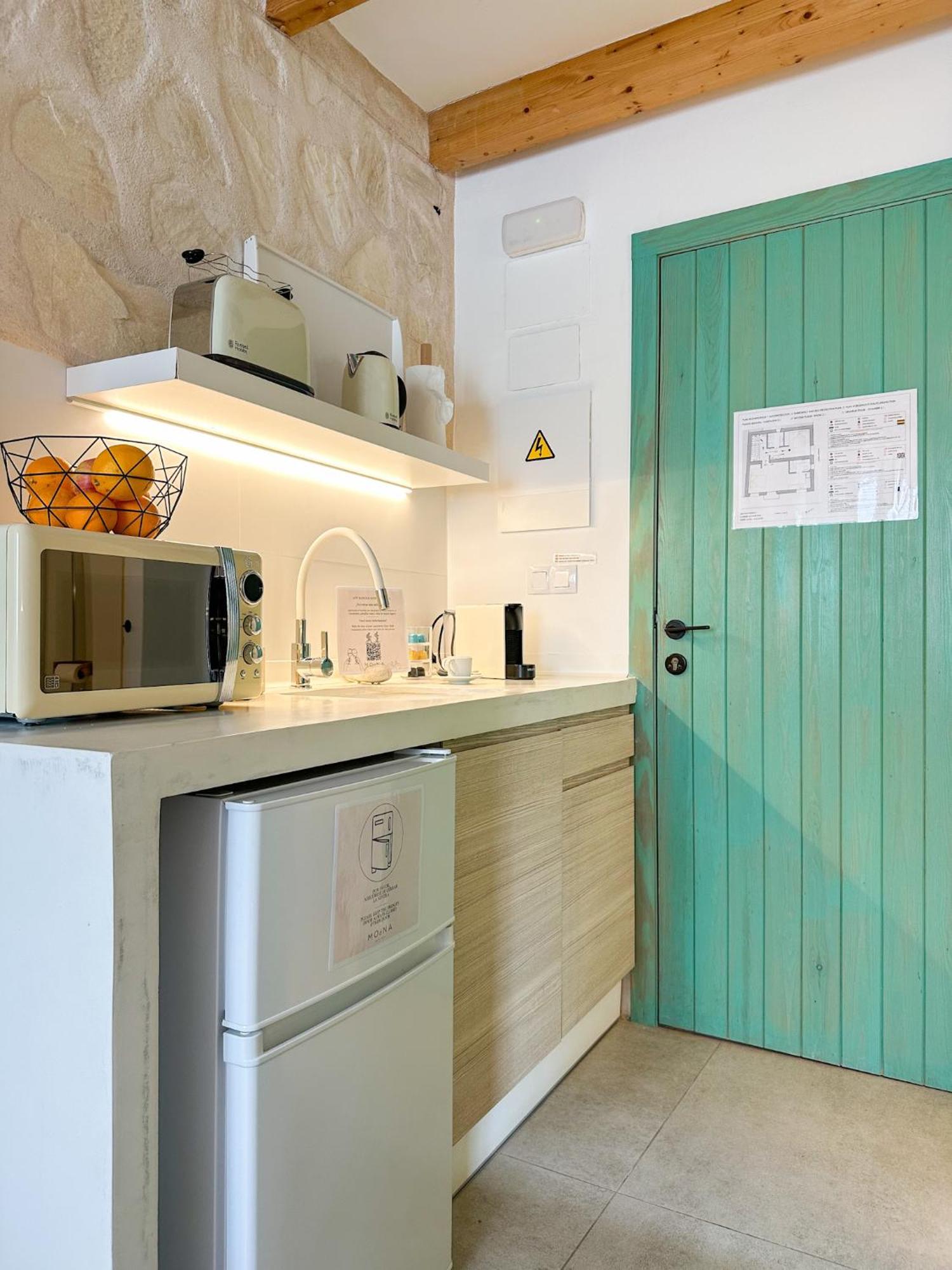 Moona Hostal Алтеа Екстериор снимка